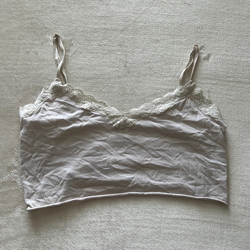 vintage Y2K lace tank!! by Old Navy!! cute cropped thrifted!! size: M